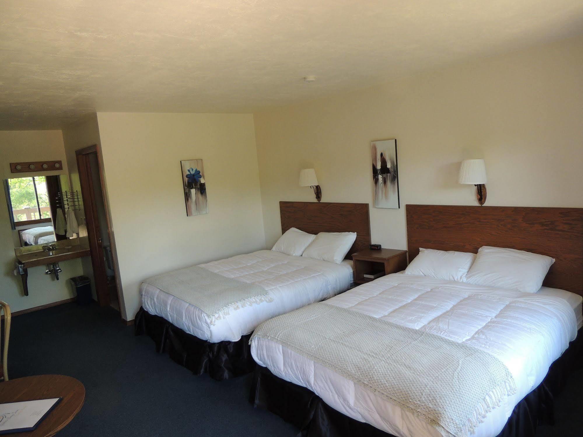 Sister Bay Inn מראה חיצוני תמונה